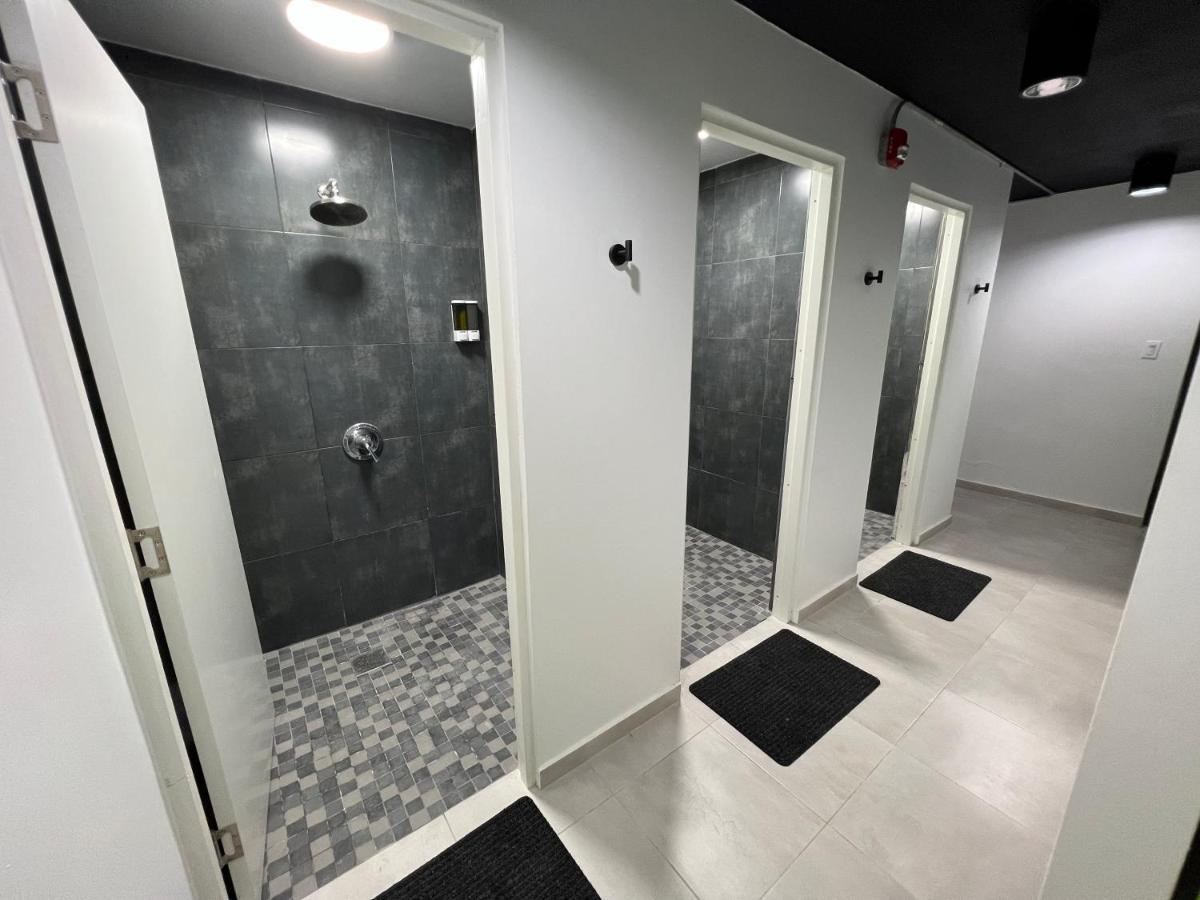 Nomada Beach Hostel- Isla Verde San Juan Eksteriør billede