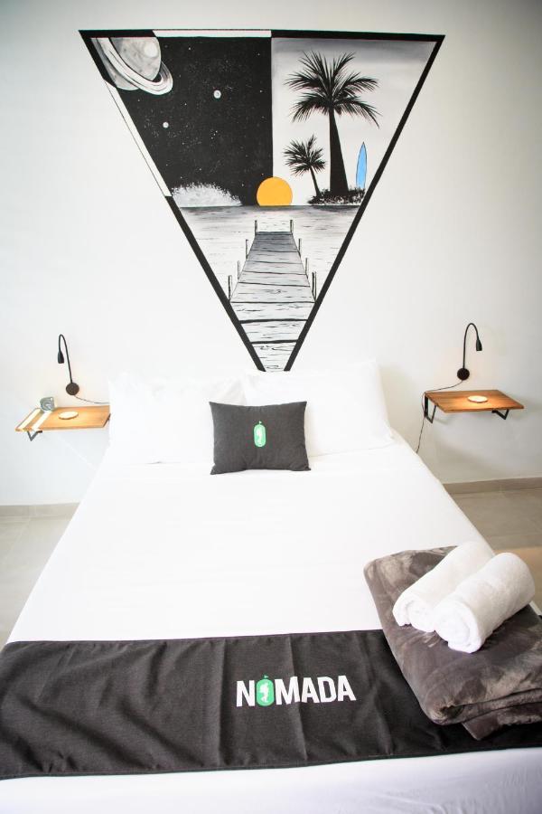 Nomada Beach Hostel- Isla Verde San Juan Eksteriør billede