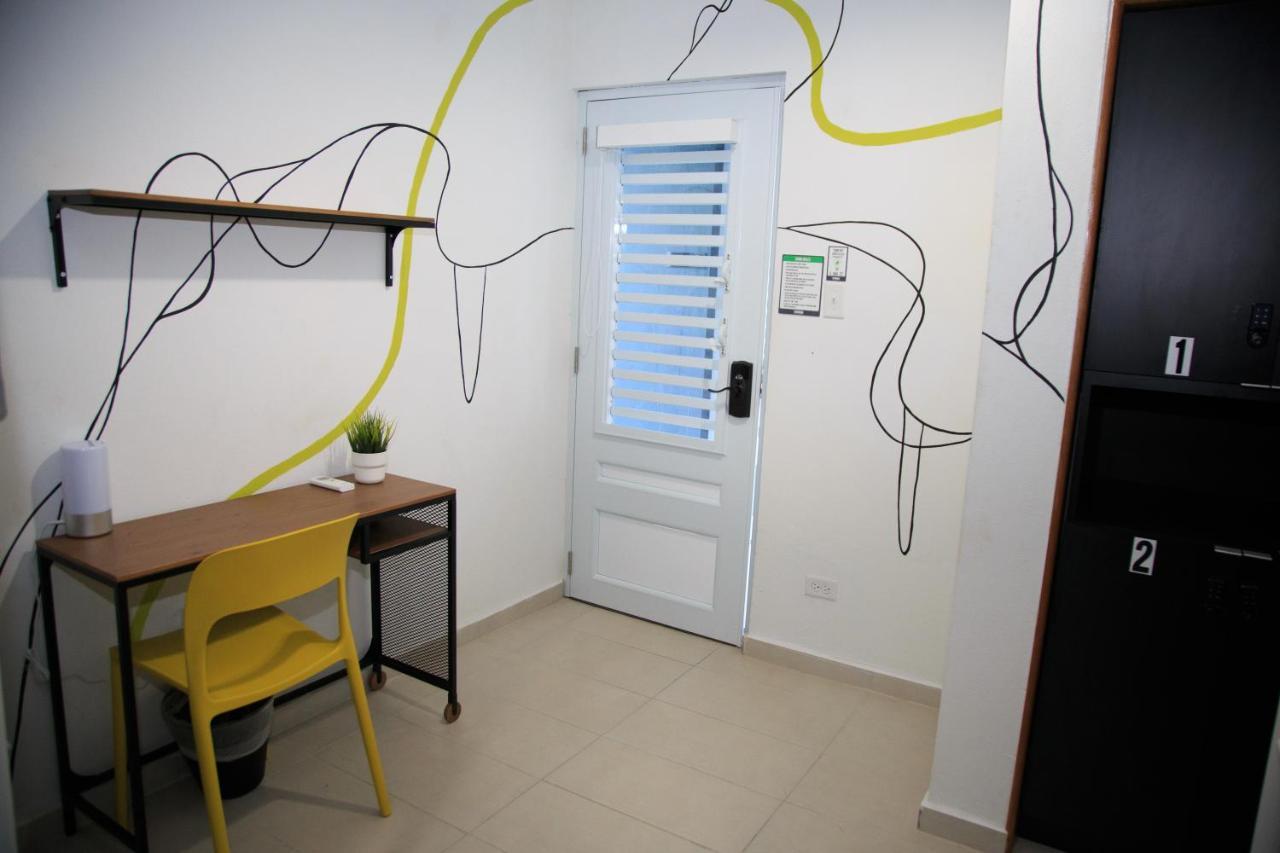 Nomada Beach Hostel- Isla Verde San Juan Eksteriør billede